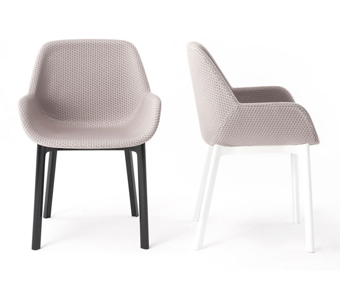 西班牙设计师Patricia Urquiola：Clap Armchair扶手椅包