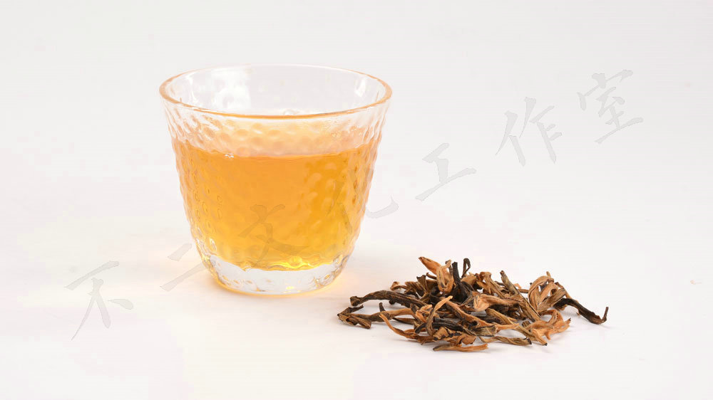 叶底和汤色的拍摄-红茶-小青柑