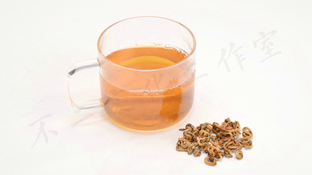 叶底和汤色的拍摄-红茶-小青柑