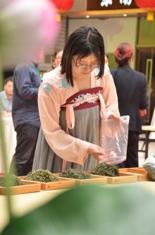 2019年国香茶城，紫砂节-信阳毛尖一芽一叶—斗茶大赛