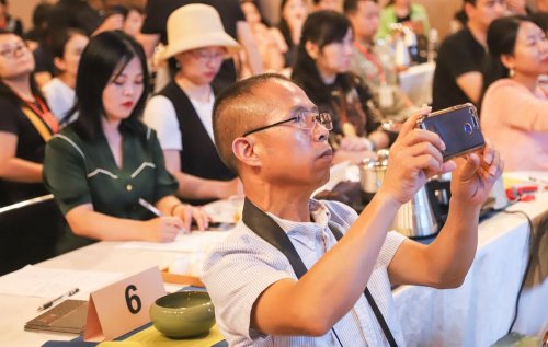 骏德红茶“三枞知味”中原首发茶友品鉴会