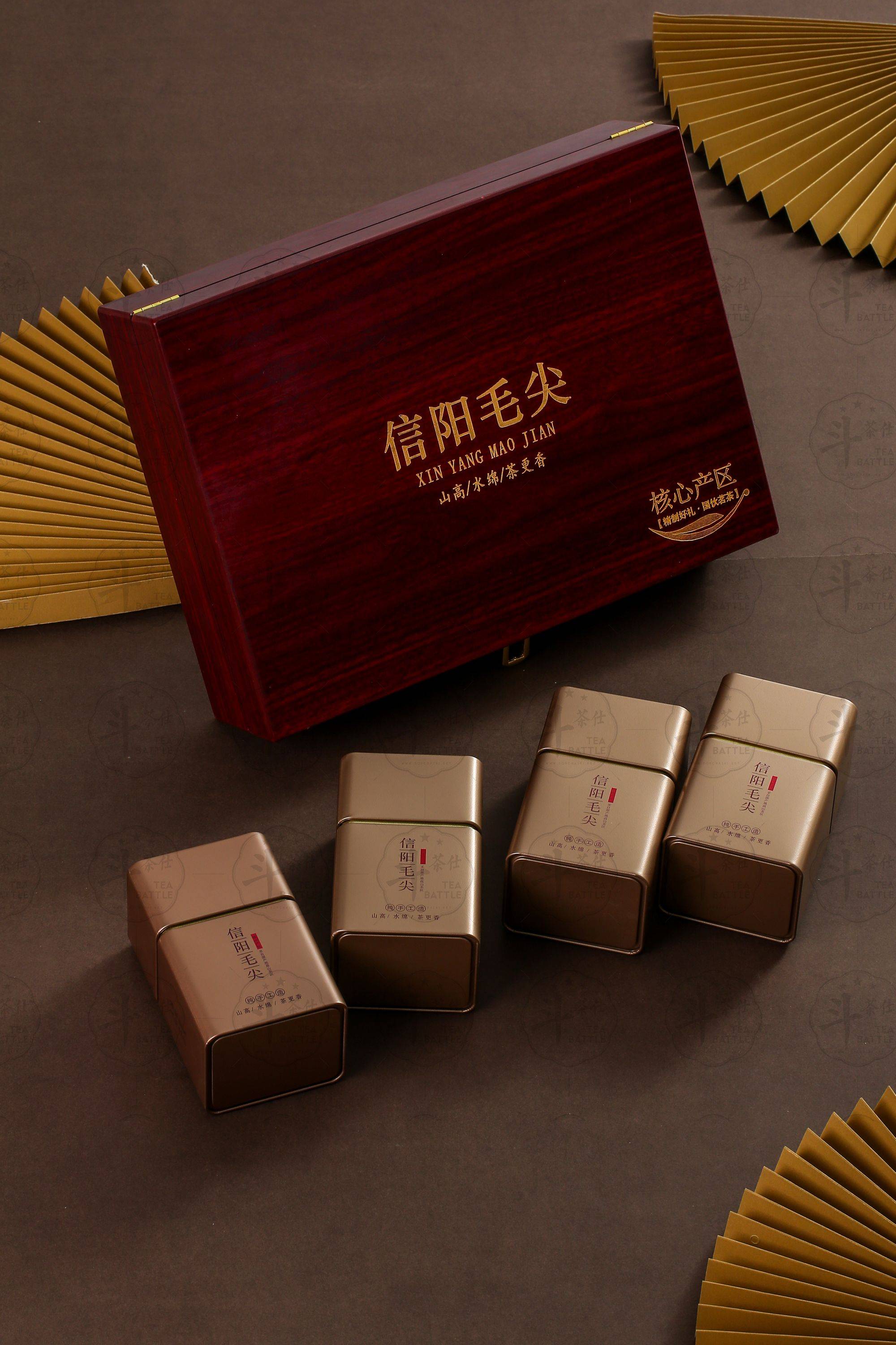 信阳毛尖绿茶茶叶礼盒木盒包装拍摄
