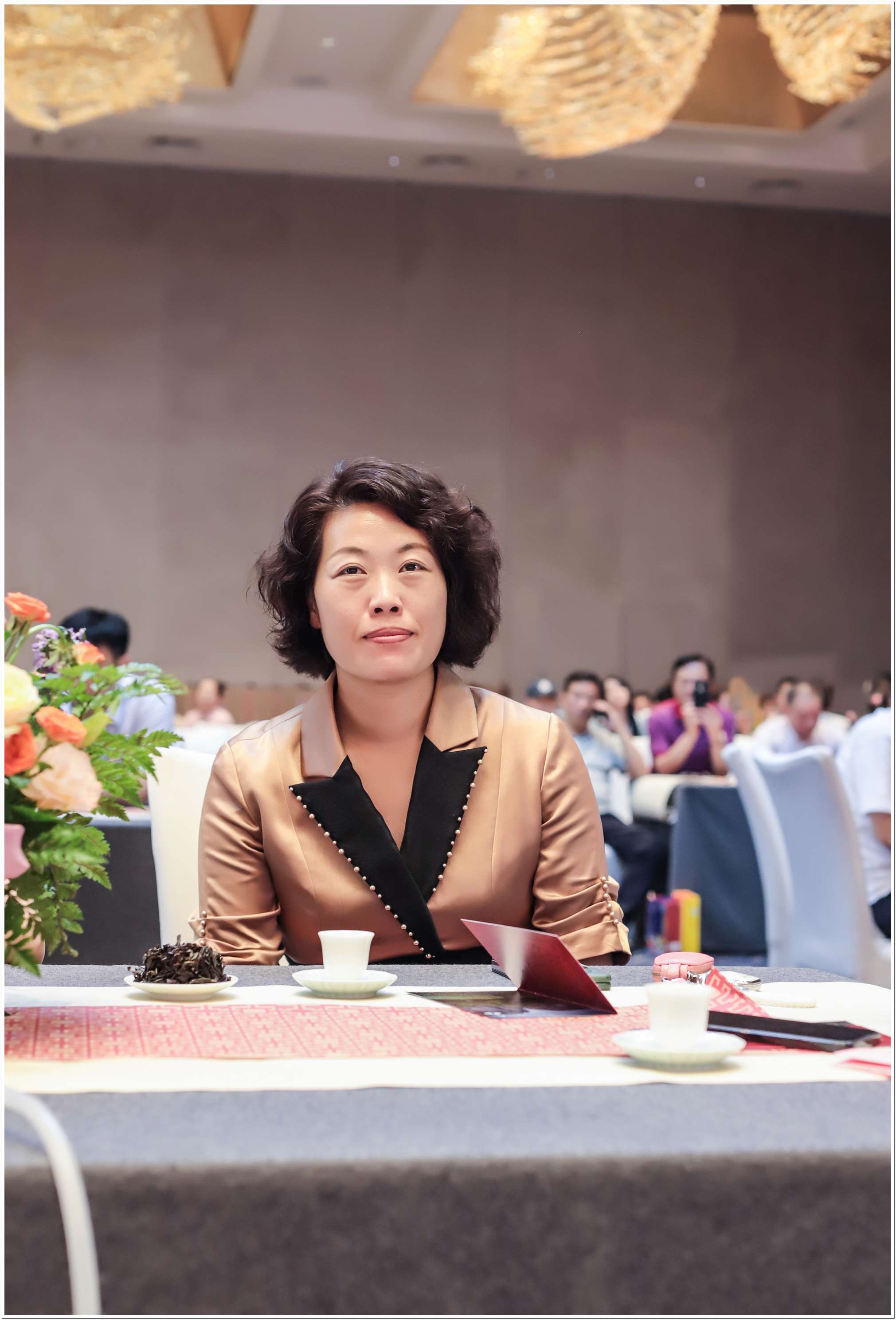 岩上1998新品发郑州布会