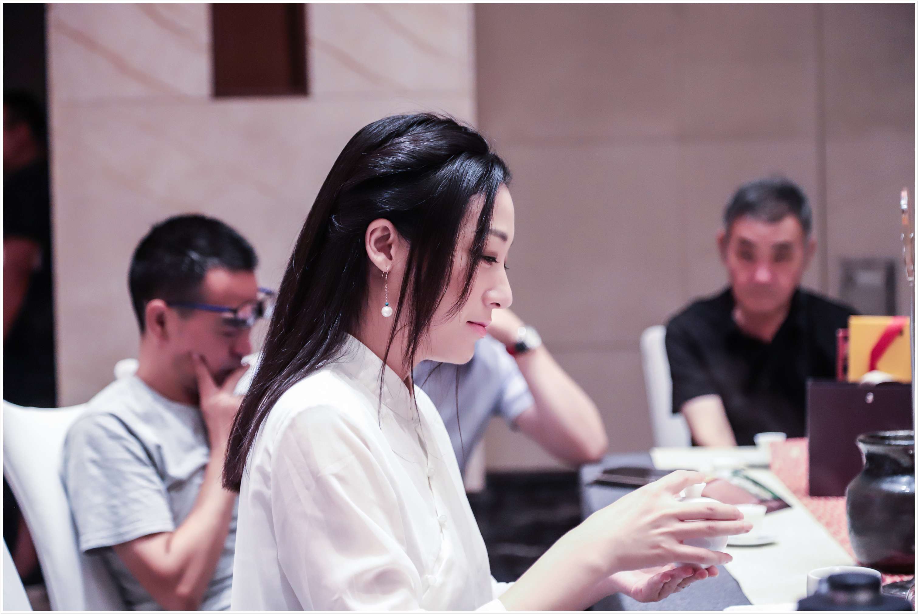 岩上1998新品发郑州布会