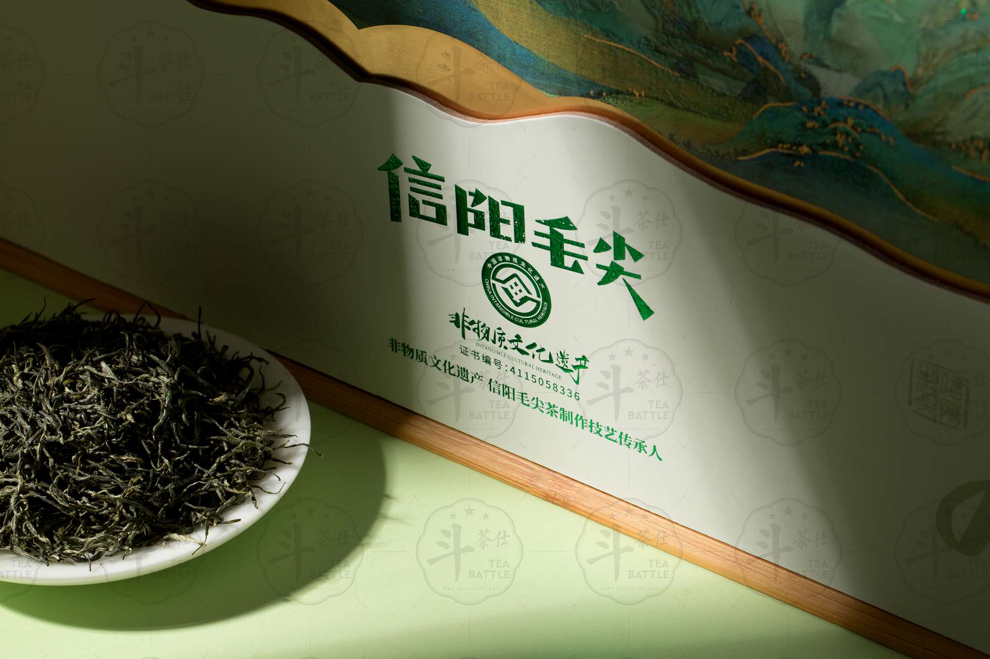 2024年春茶信阳毛尖-手包纸礼盒双手包纸礼盒