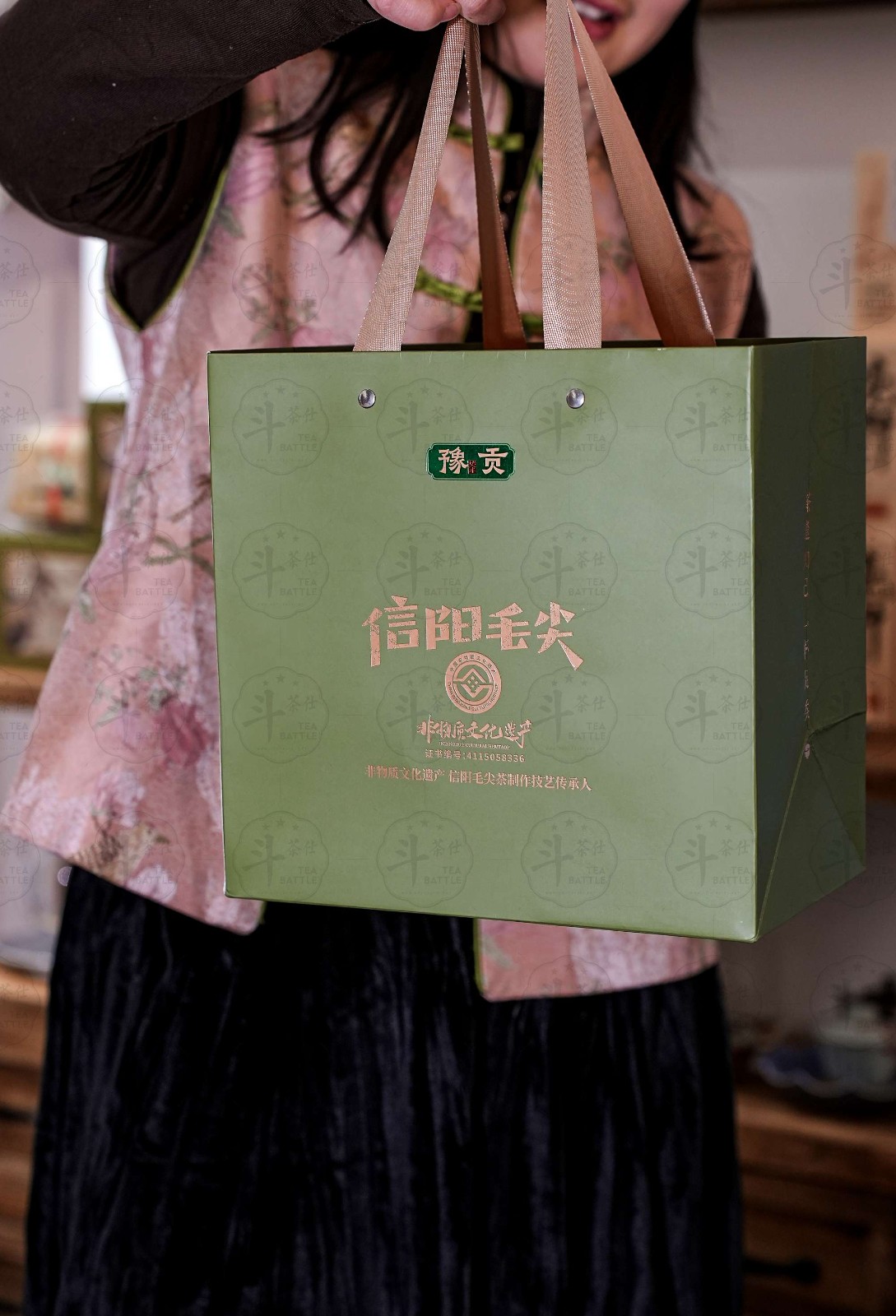 2024年春茶信阳毛尖-手包纸礼盒单包