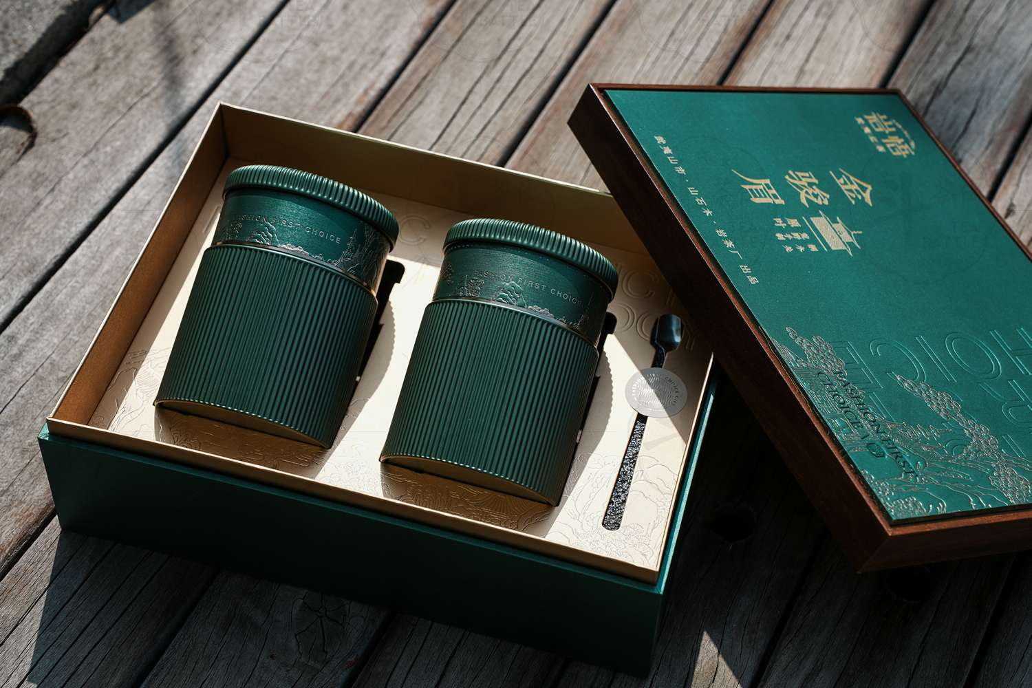 岩悟-正山小种-金骏眉-茶叶礼盒产品拍摄 红、蓝双色