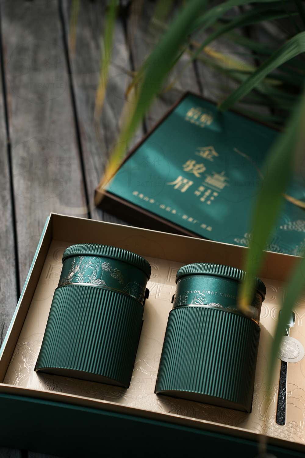 岩悟-正山小种-金骏眉-茶叶礼盒产品拍摄 红、蓝双色