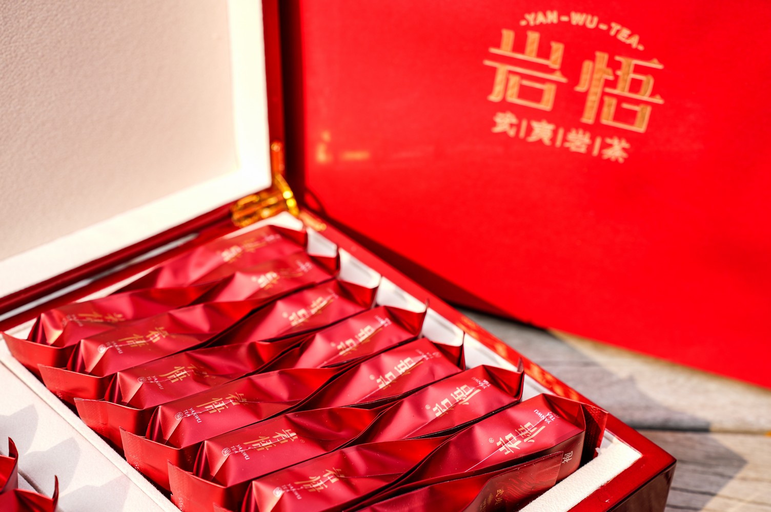 岩悟茶叶-金奖系列-水仙、肉桂、大红袍-岩茶 产品拍摄