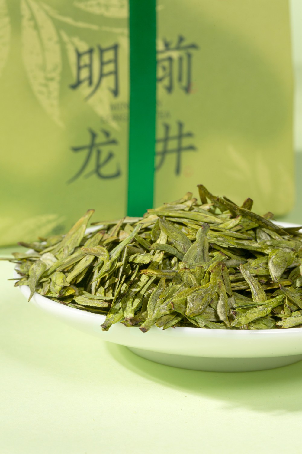 浙贡-西湖龙井-手包纸-绿茶-产品拍摄