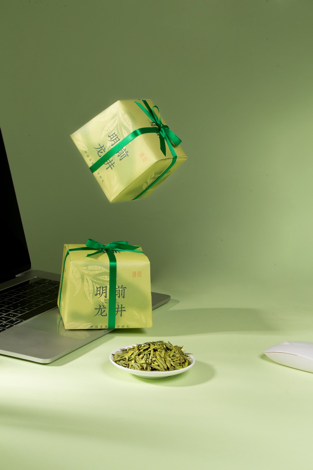浙贡-西湖龙井-手包纸-绿茶-产品拍摄
