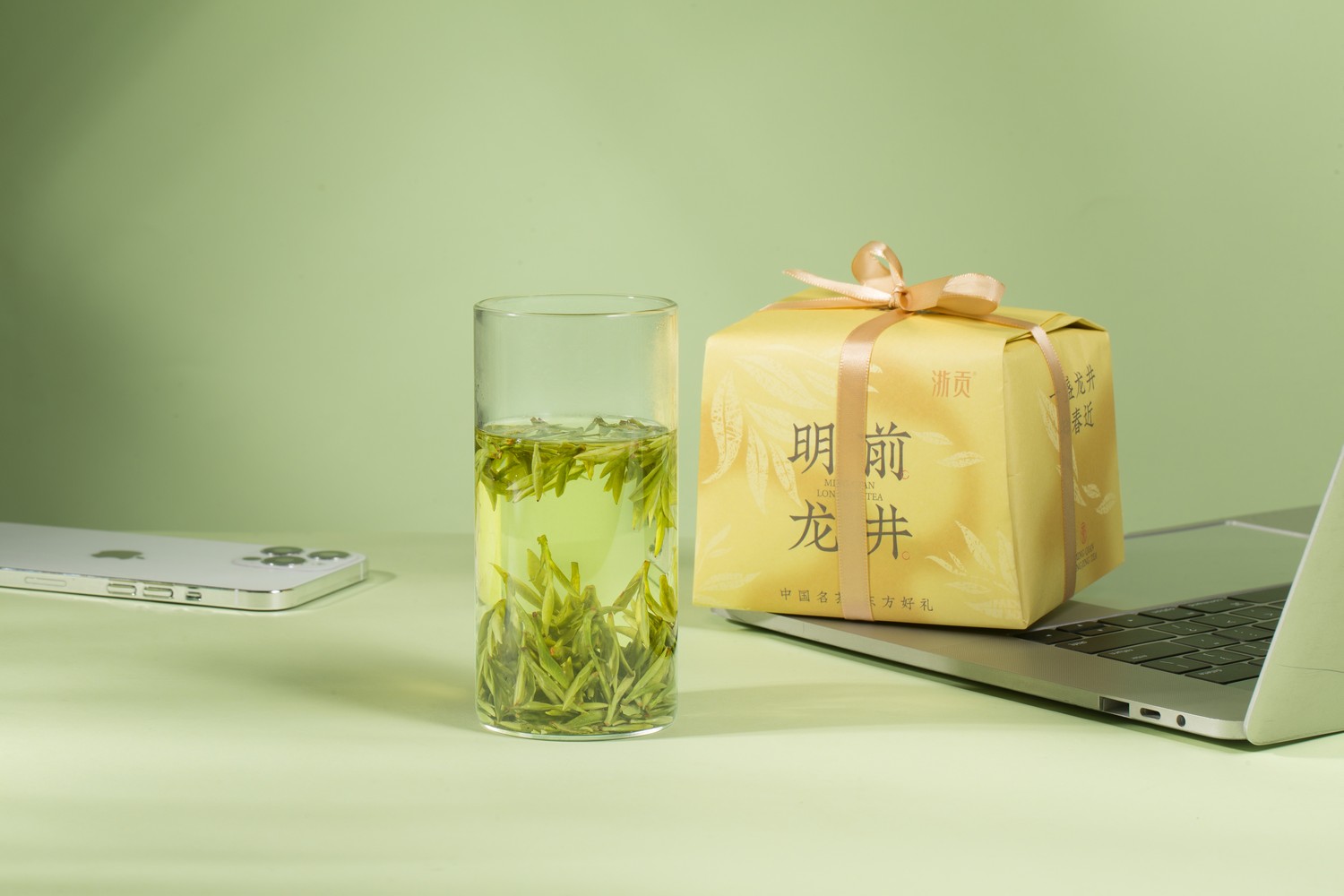 浙贡-西湖龙井-手包纸-绿茶-产品拍摄