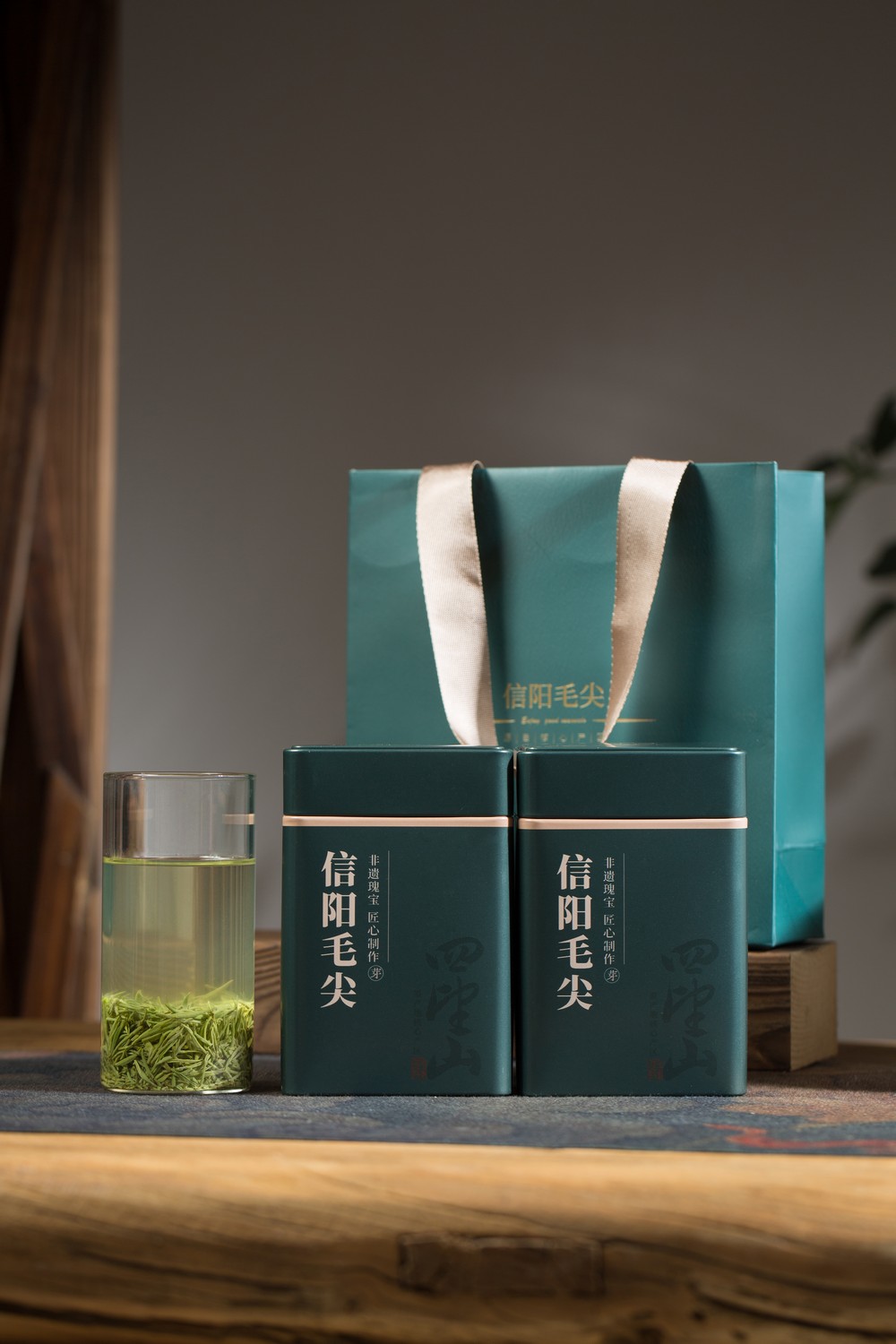 四望山-铁盒-信阳毛尖-产品拍摄-深绿色、浅绿色两款