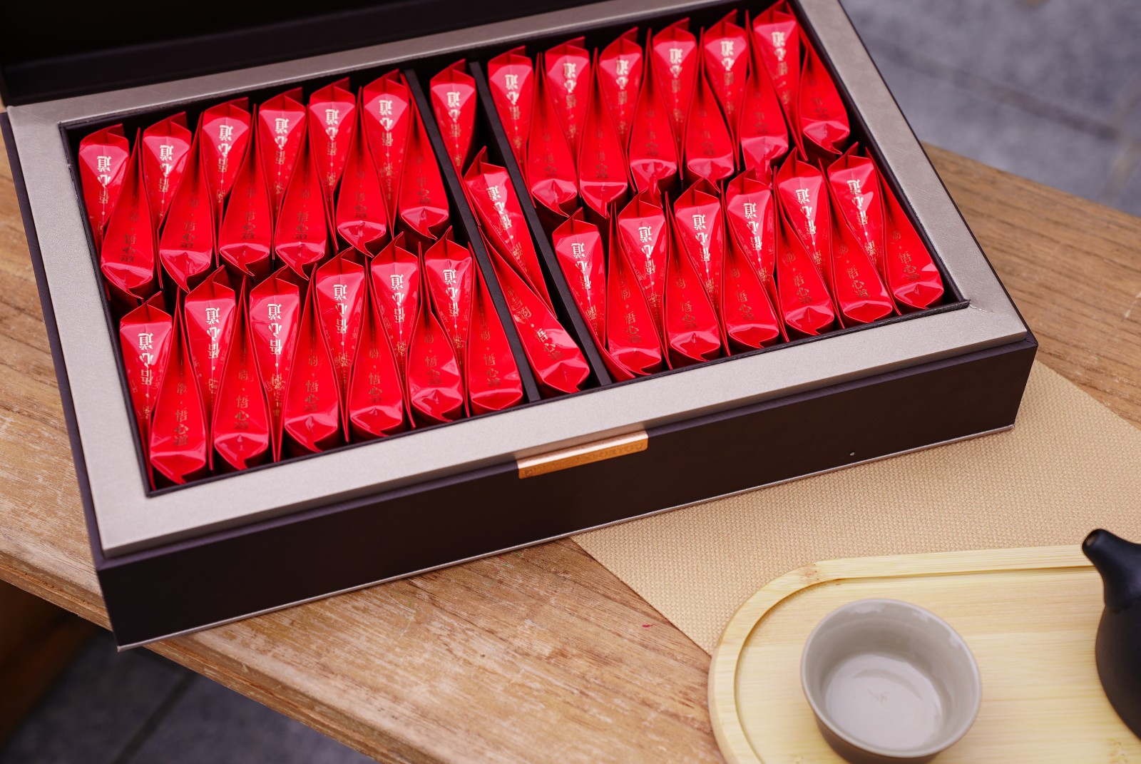 岩悟茶业礼盒-正山小种-金骏眉-桐木关